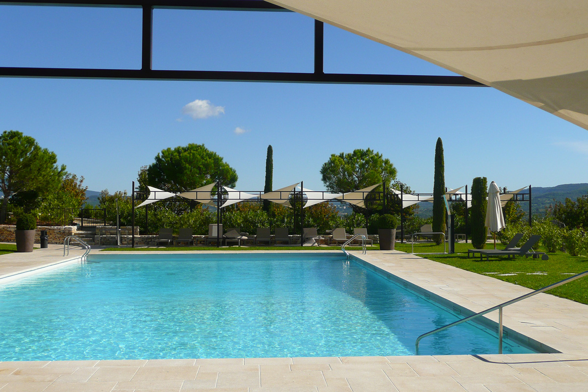 Surface ombragée: 58m2, Textile: Soltis 52, Lieu: Vaucluse
