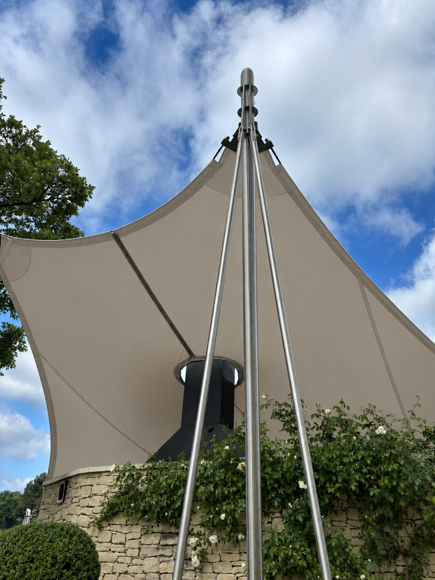 Surface ombragée: 59m2, Textile: STAM 6002, Lieu: Vaucluse