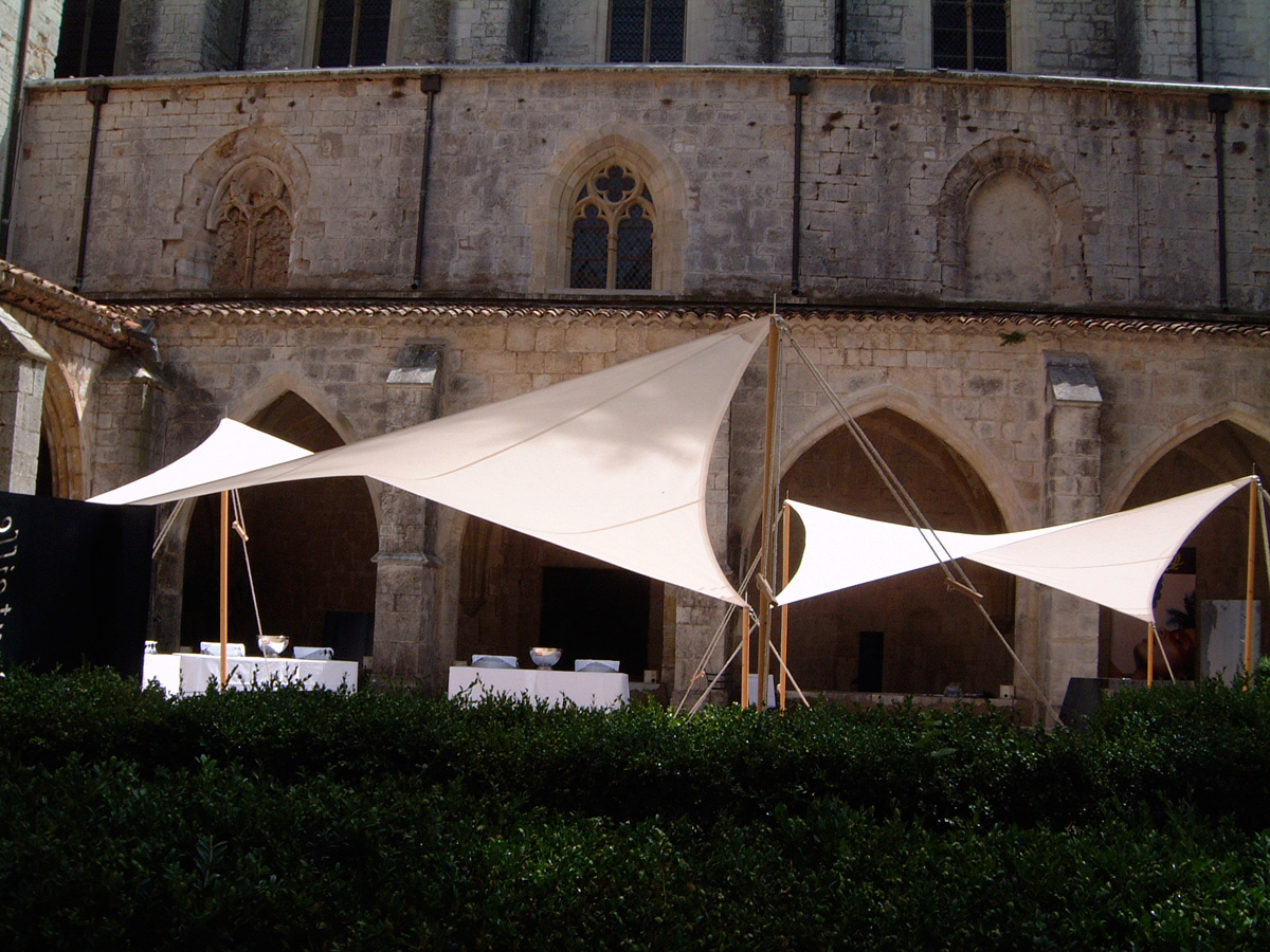 Surface ombragée: 2x 4m x 4m, 32m2, Textile: Moustique Acrylique