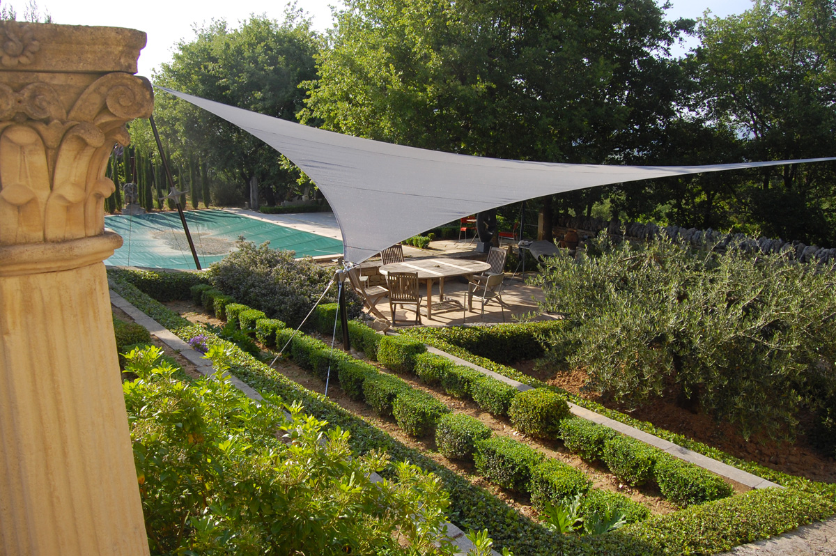 Surface ombragée: 40m2, Textile: HDPE, Lieu: France