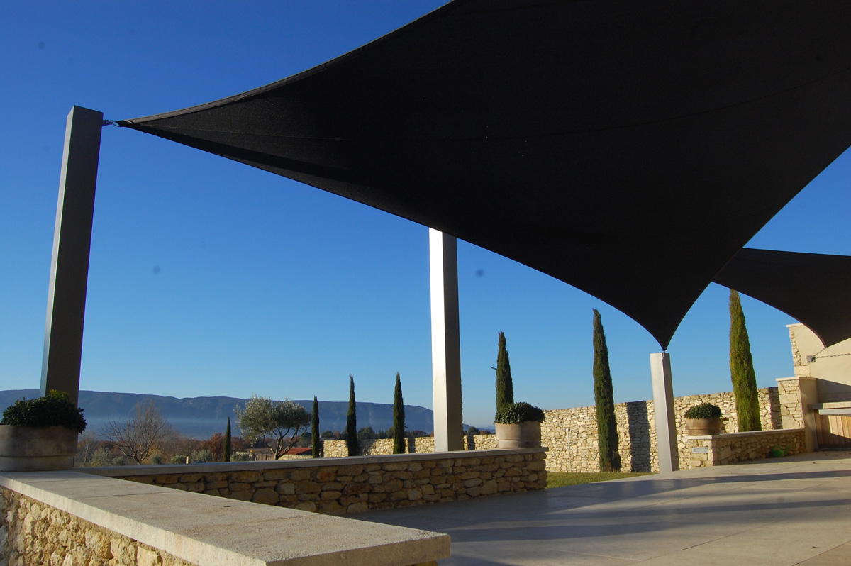 Surface ombragée: 57m2, Textile: HDPE, Lieu: France