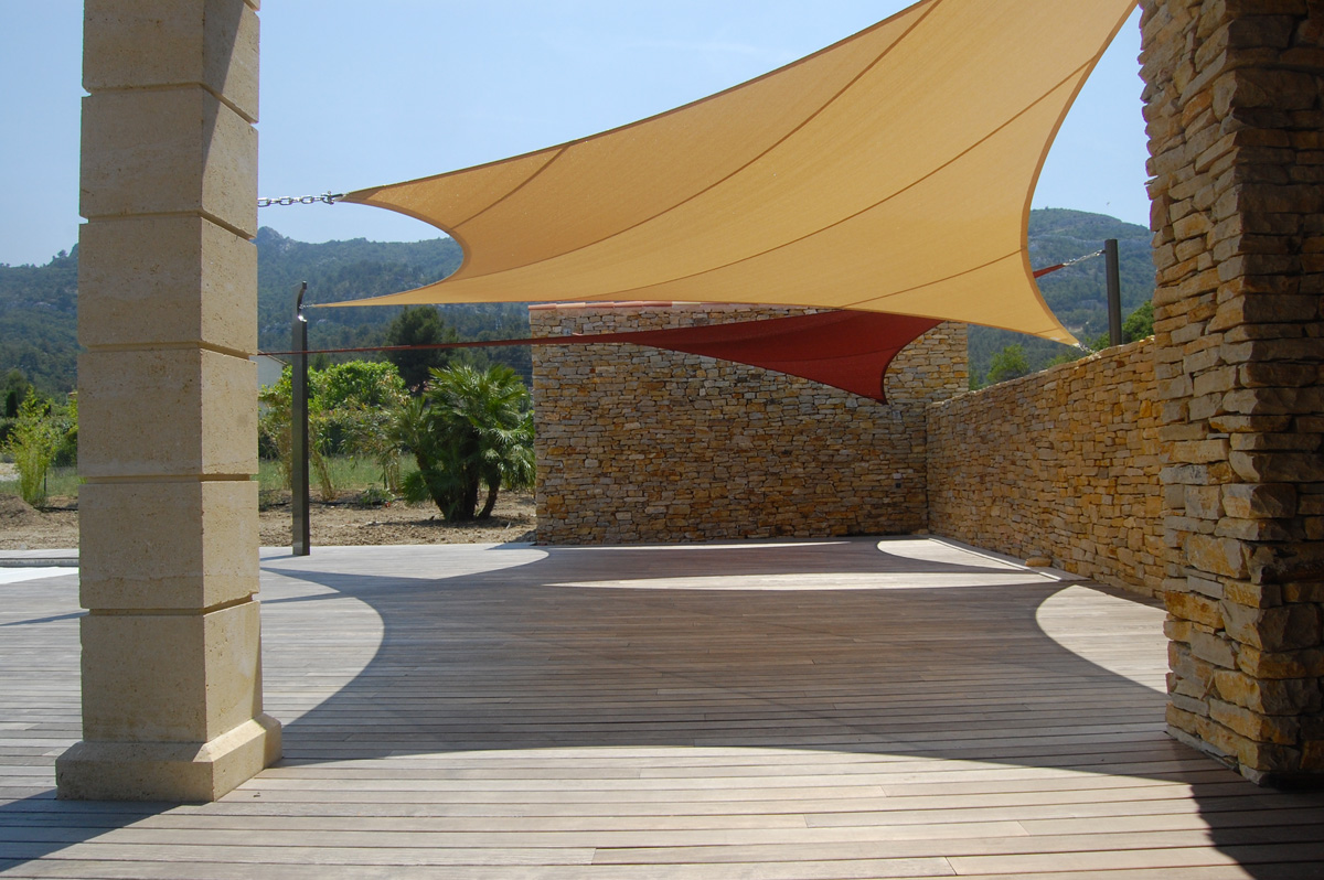 Surface ombragée: 52m2, Textile: HDPE, Lieu: France