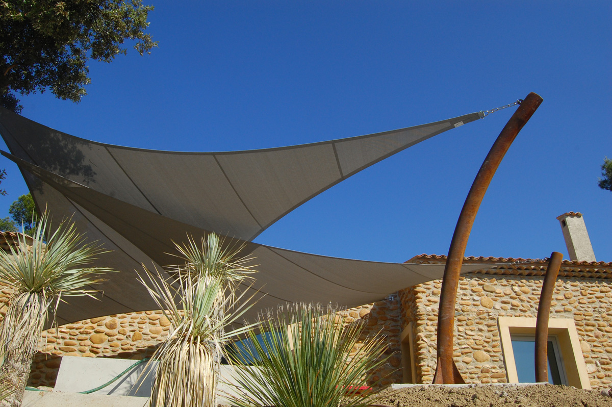 Surface ombragée: 41m2, Textile: HDPE, Lieu: France