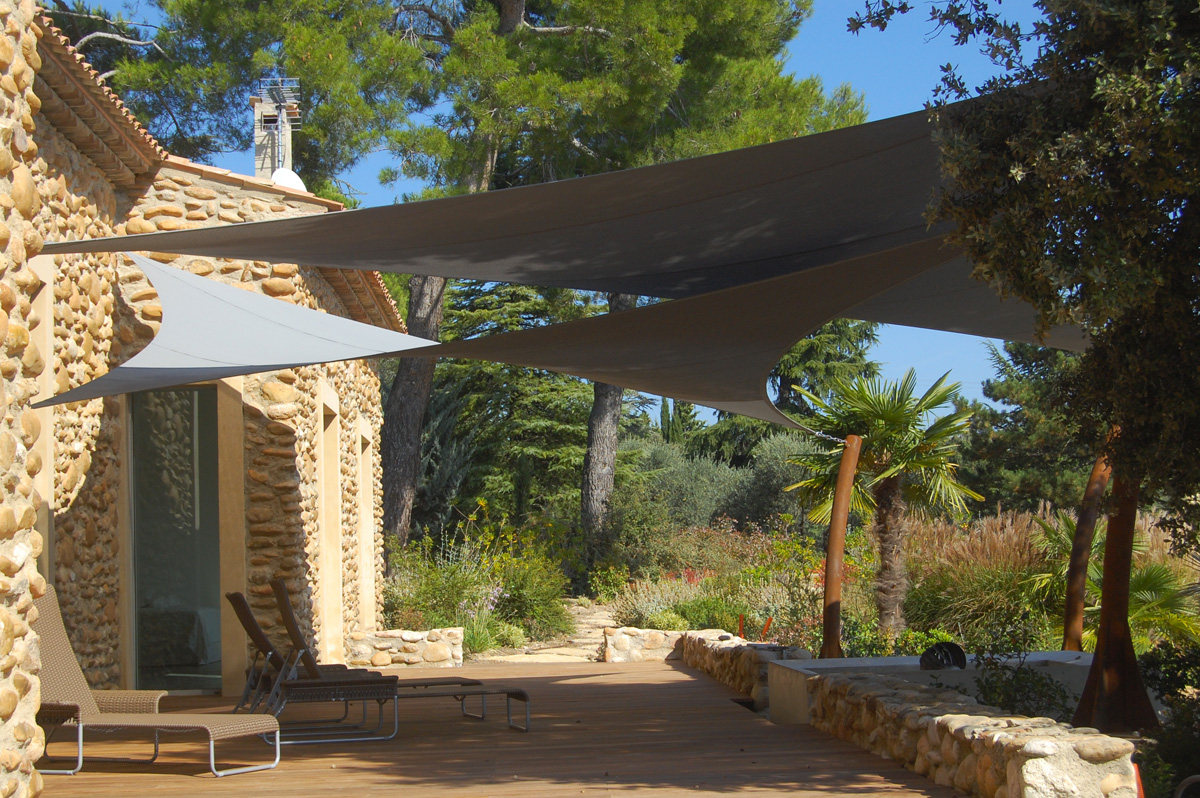 Surface ombragée: 41m2, Textile: HDPE, Lieu: France