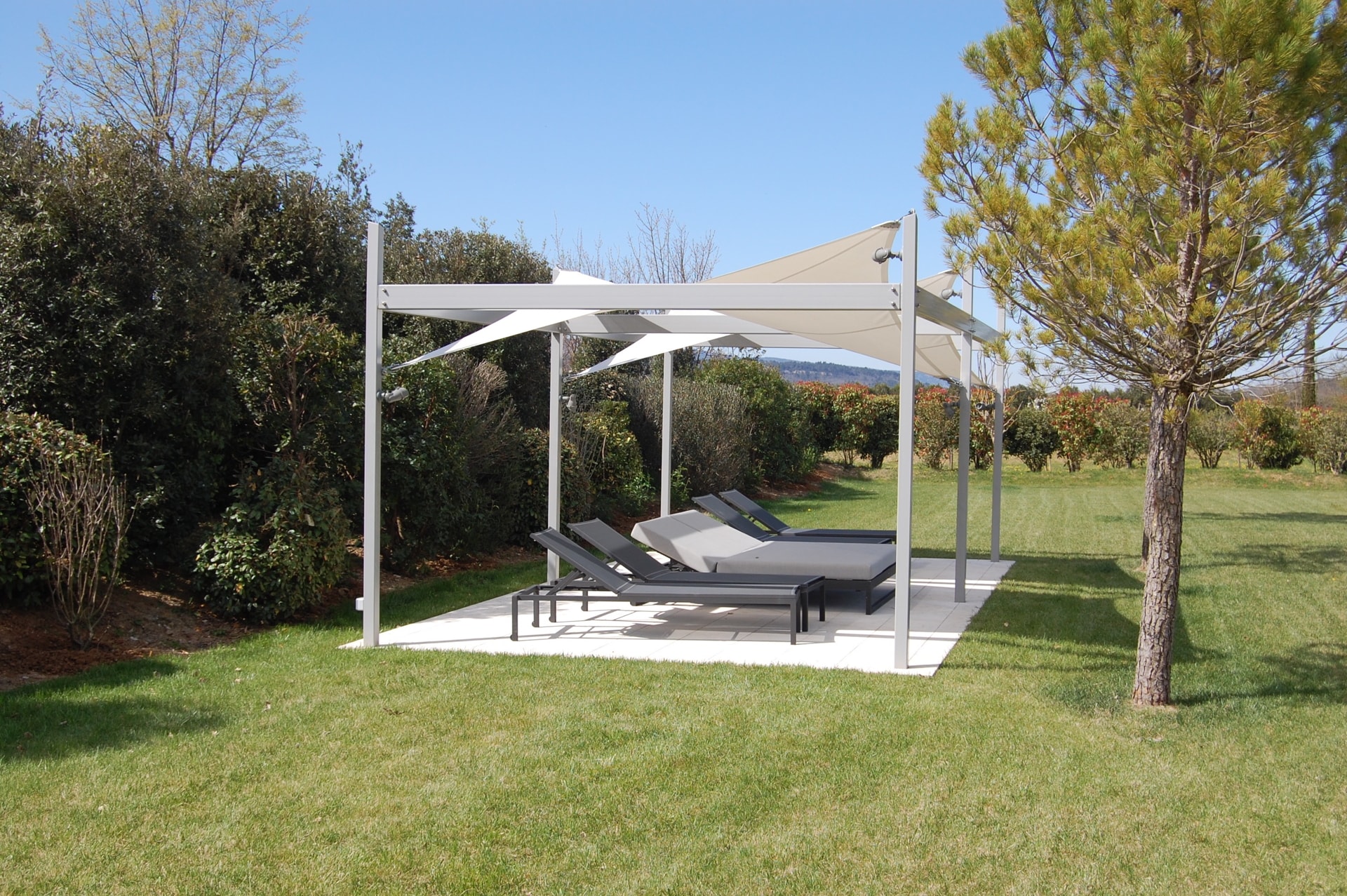 Surface ombragée: 22m2, Textile: Soltis 52, Lieu: Vaucluse